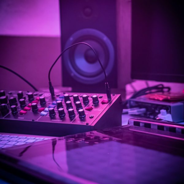 Instruments All Types Electronic Instruments What Is an Instrument That Creates Sound Electronically? 🎹 (2026 Guide ...